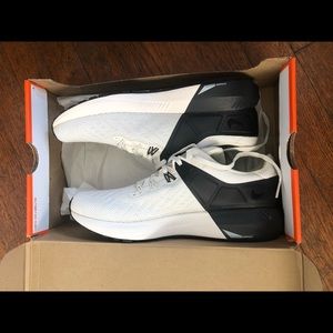 Women’s Nike zoom structure 22, size 10. New ib